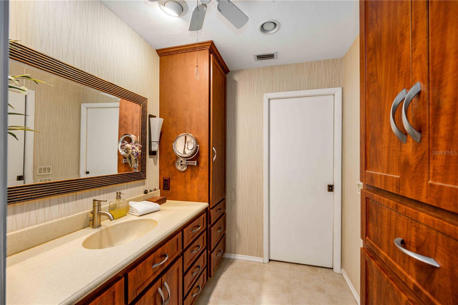 BENEVA PINES - Residential