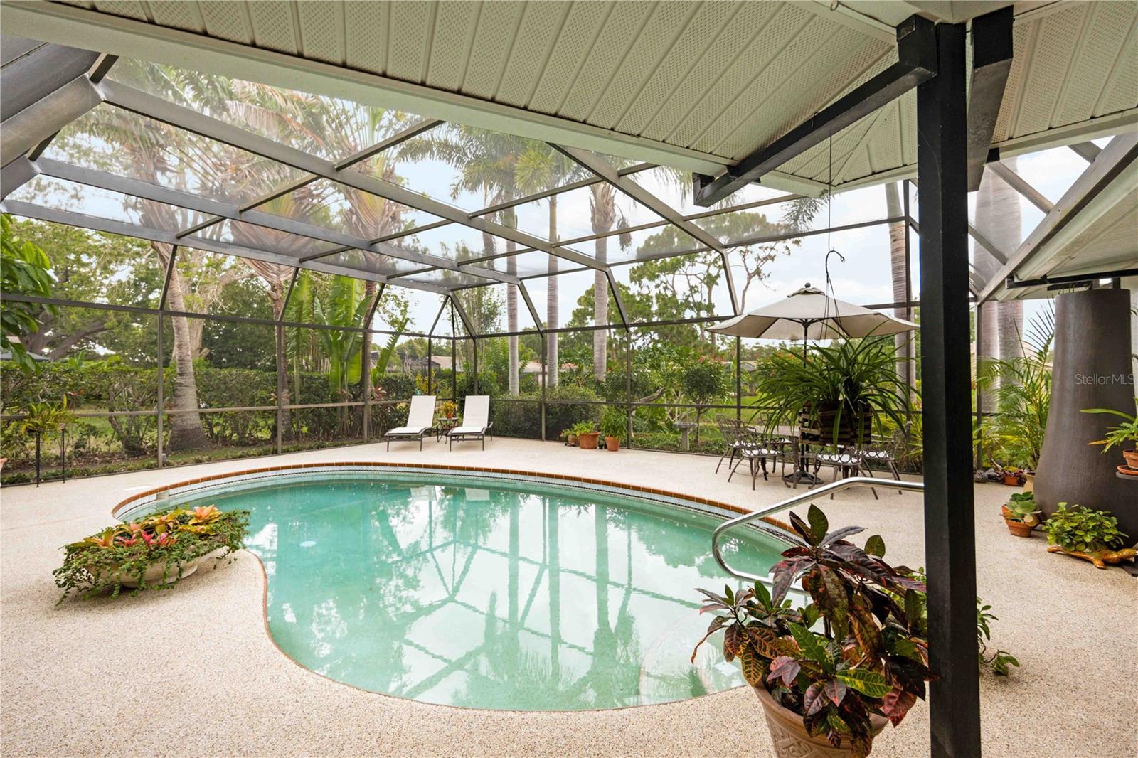 BENEVA PINES - Residential