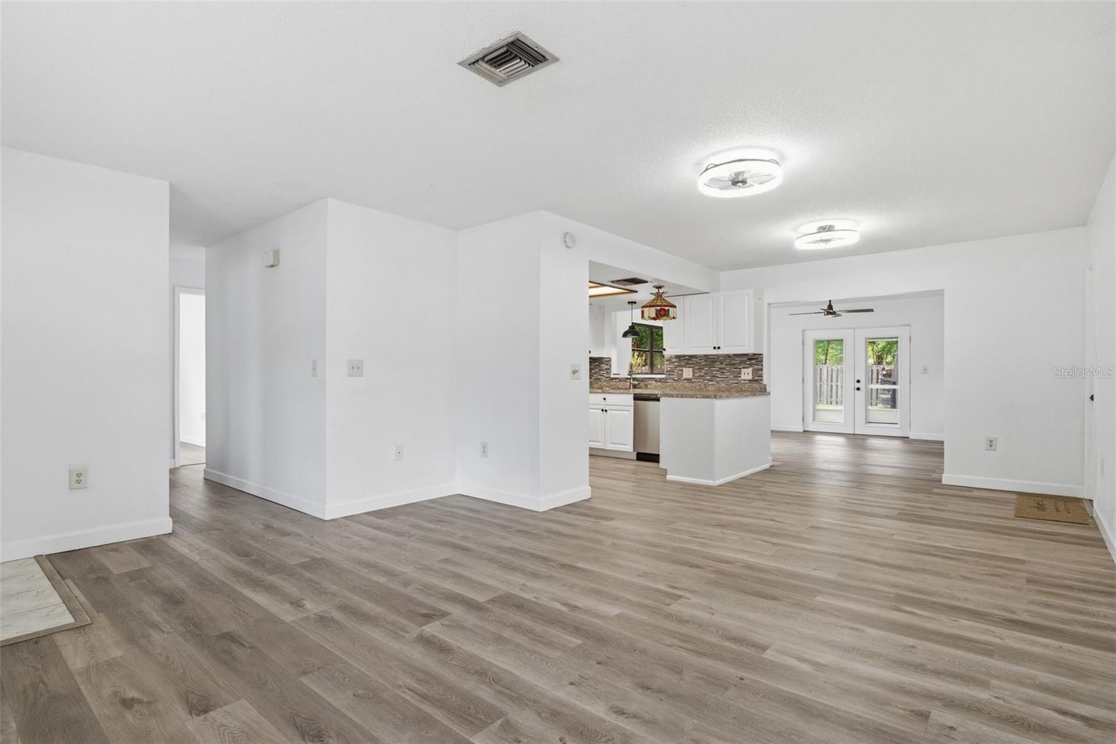 HAZELTONS HILL UNREC SUB - Residential