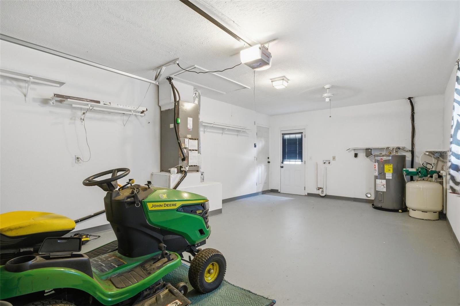 HAZELTONS HILL UNREC SUB - Residential