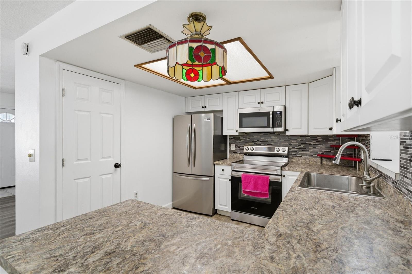 HAZELTONS HILL UNREC SUB - Residential