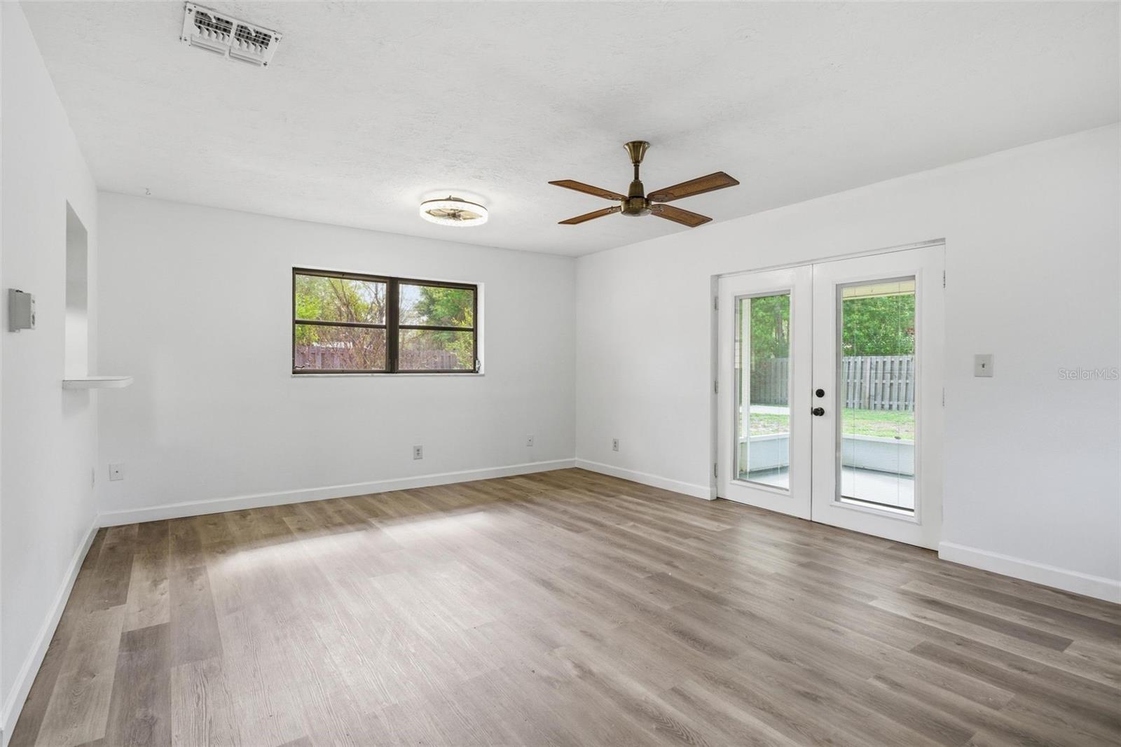 HAZELTONS HILL UNREC SUB - Residential