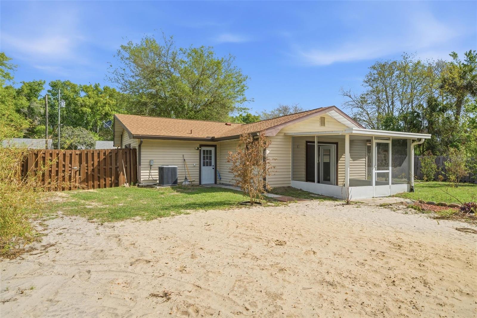 HAZELTONS HILL UNREC SUB - Residential