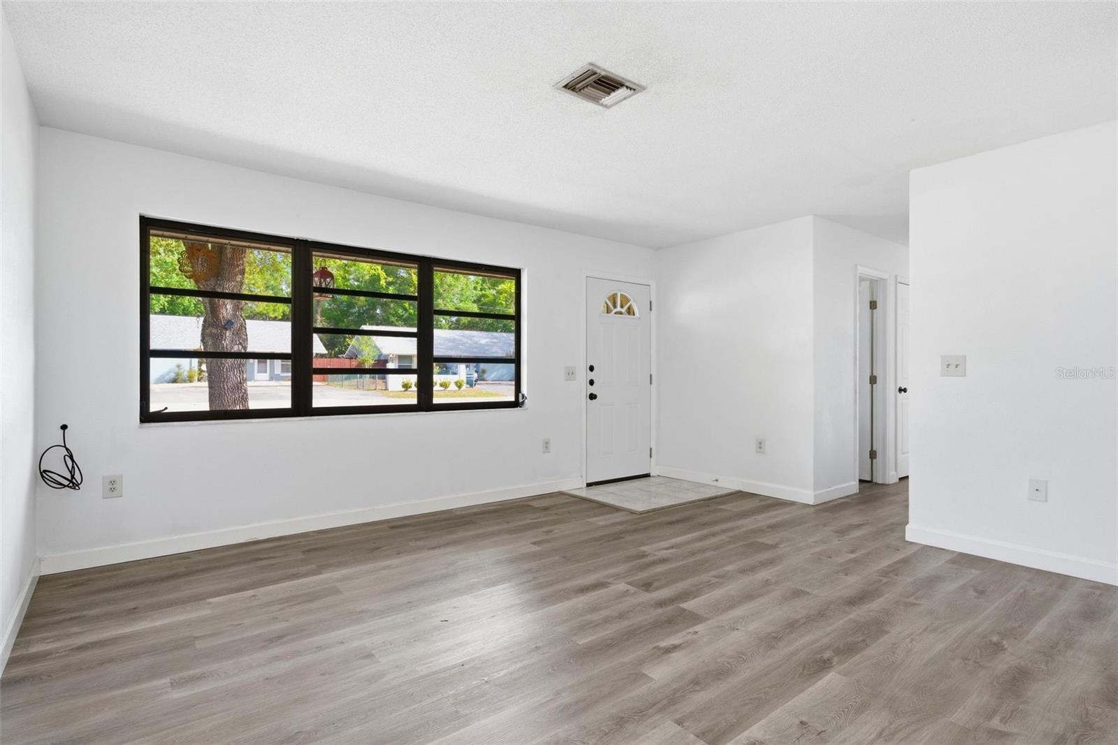 HAZELTONS HILL UNREC SUB - Residential