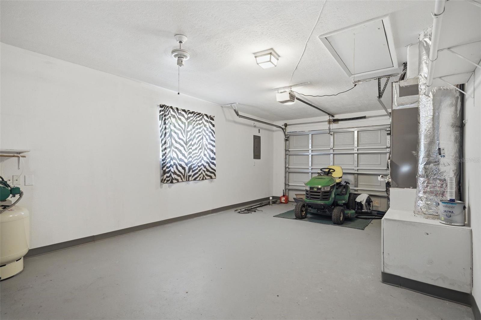 HAZELTONS HILL UNREC SUB - Residential