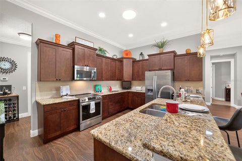 Tiny photo for 5419 Meadow Hill Loop, Lady Lake, FL 32159 (MLS # G5119307)