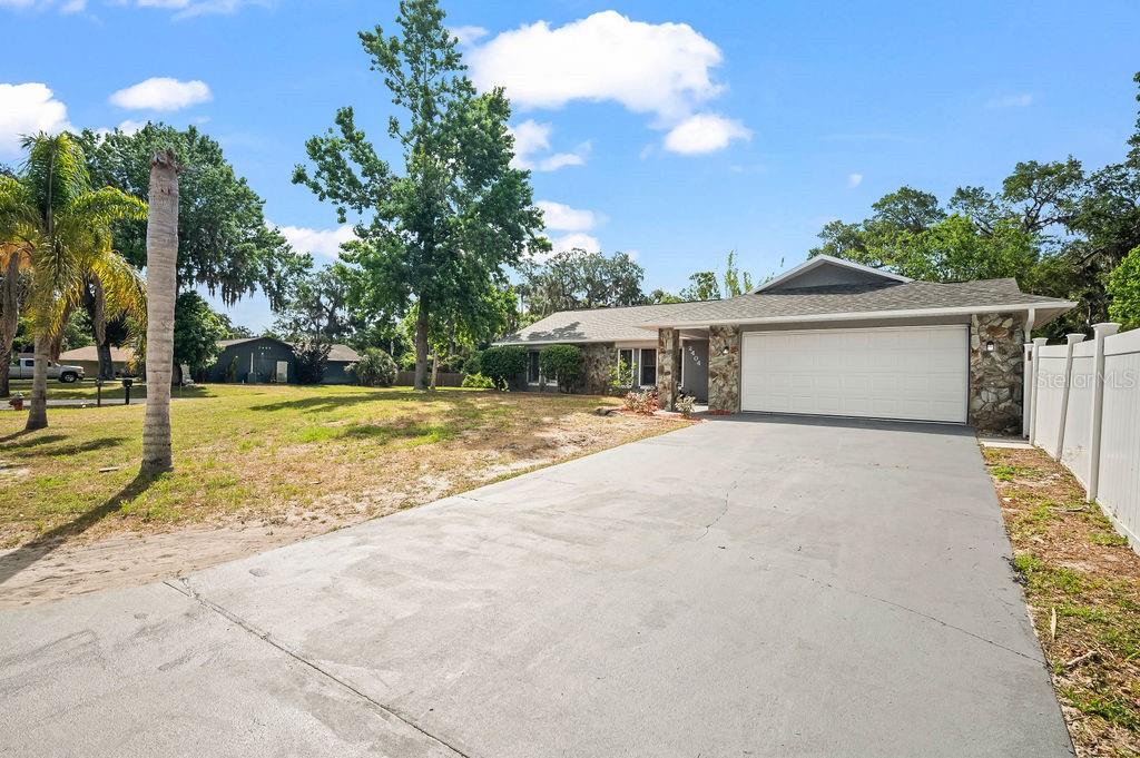 2404 NEEDLE PALM DRIVE