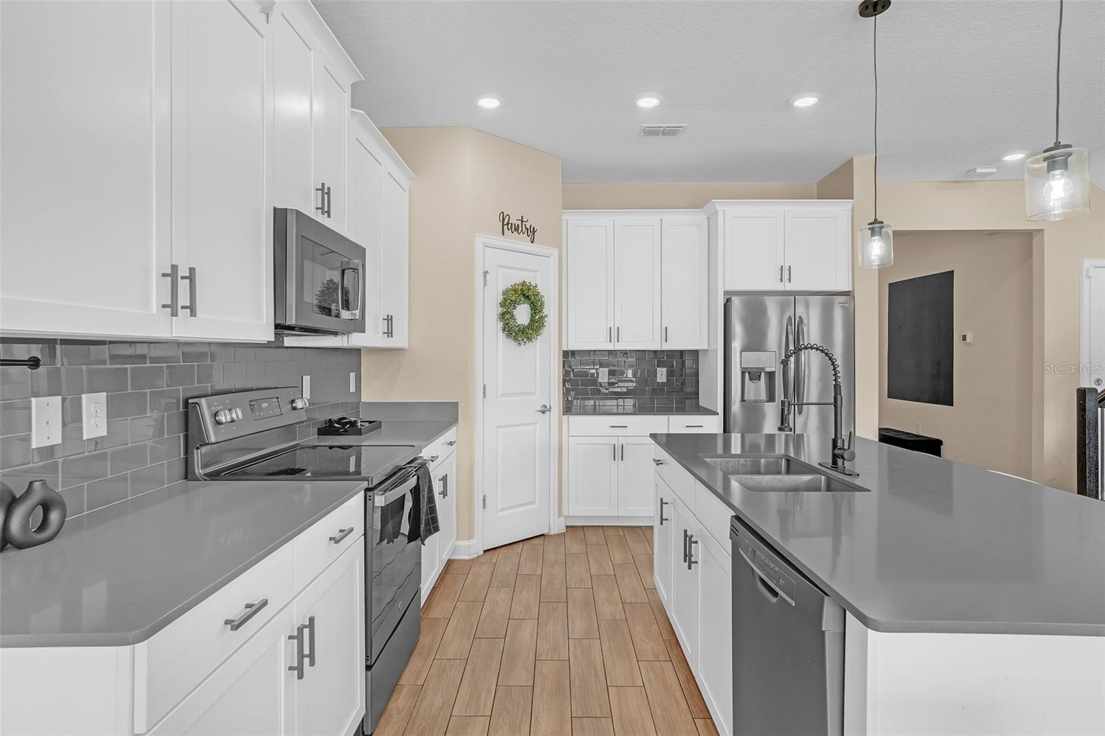 STOREY PK-PH 4 PRCL L - Residential