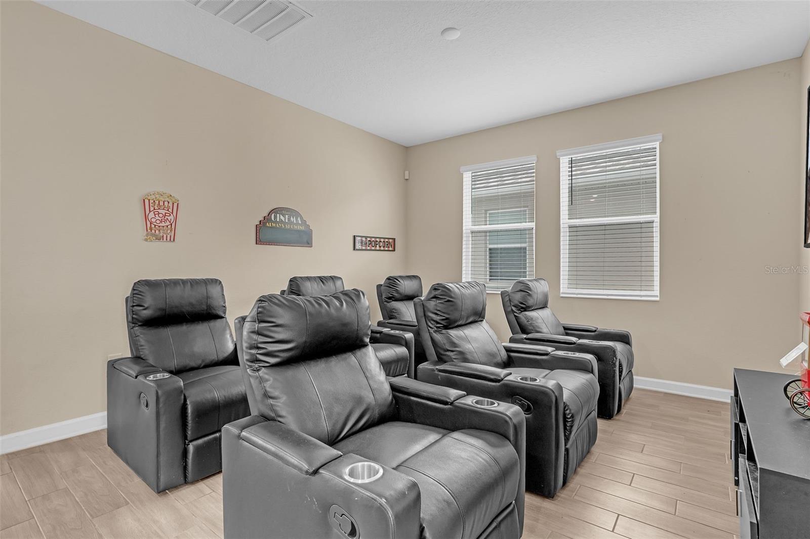 STOREY PK-PH 4 PRCL L - Residential