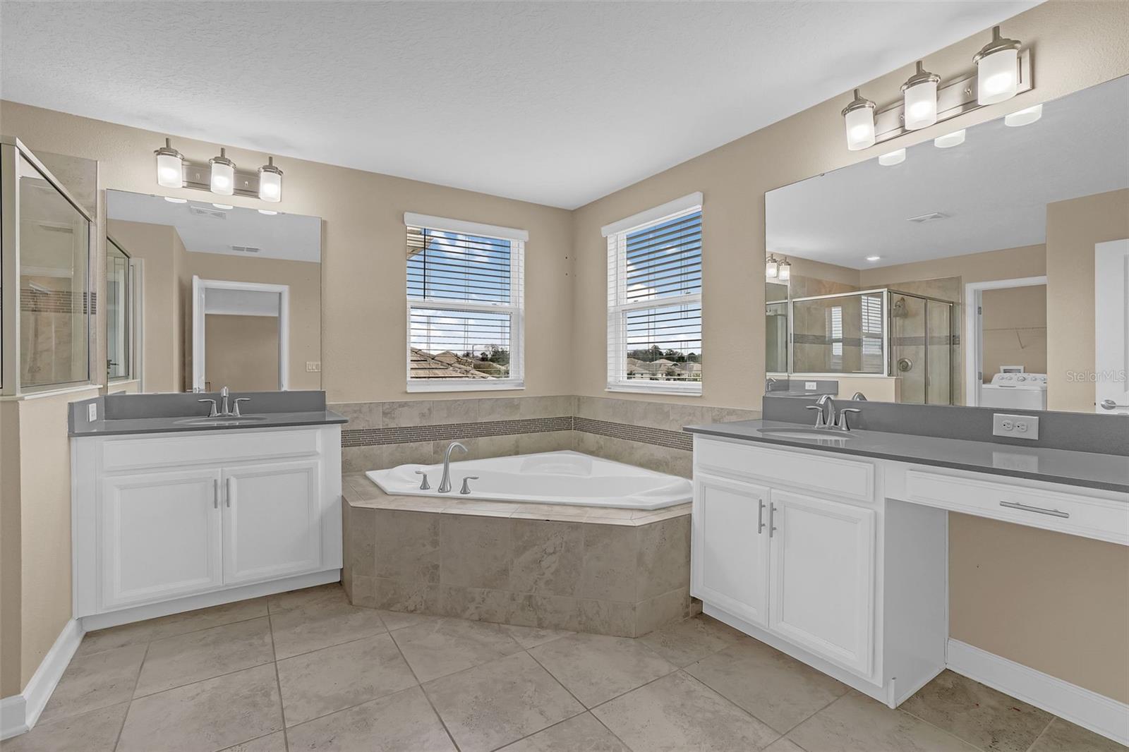 STOREY PK-PH 4 PRCL L - Residential