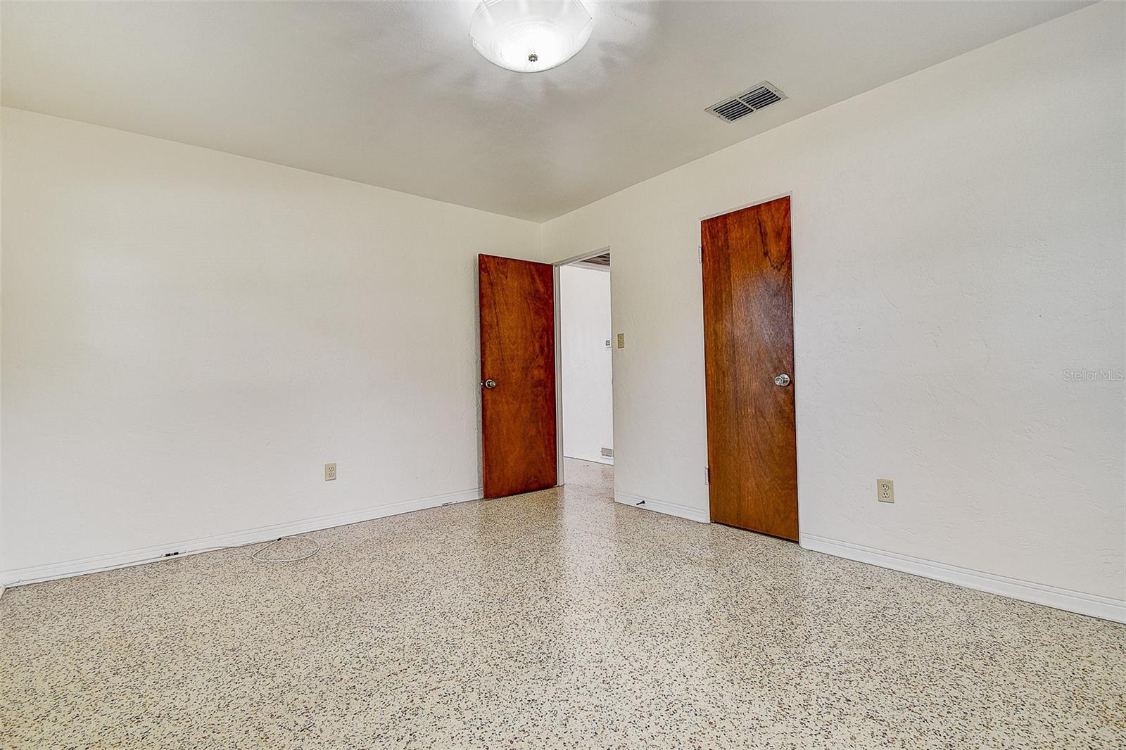 CLEAR VISTA - Residential