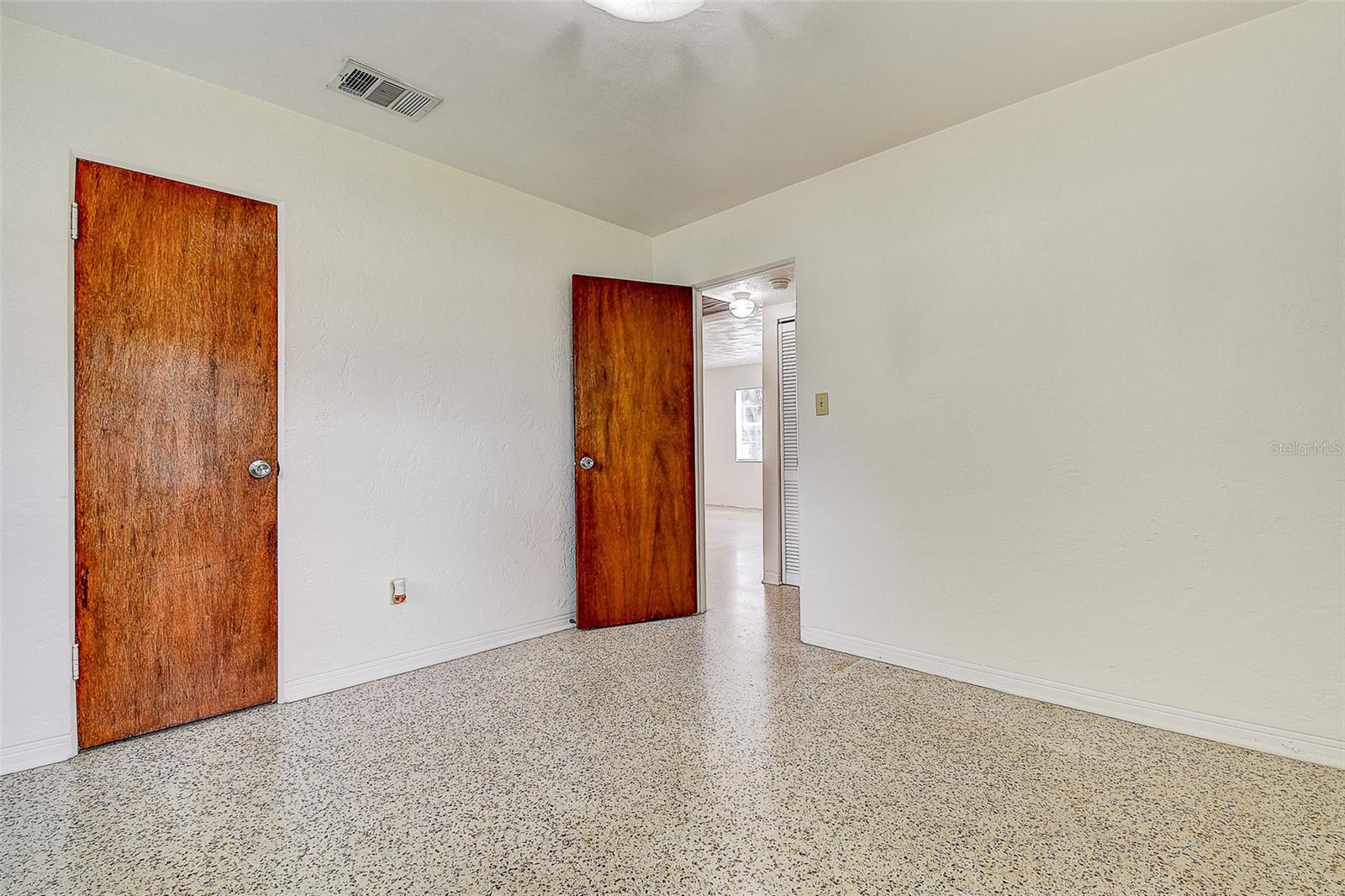 CLEAR VISTA - Residential