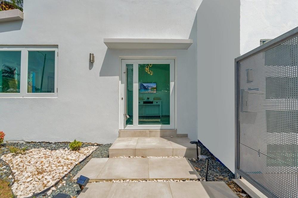 2163 CACIQUE STREET