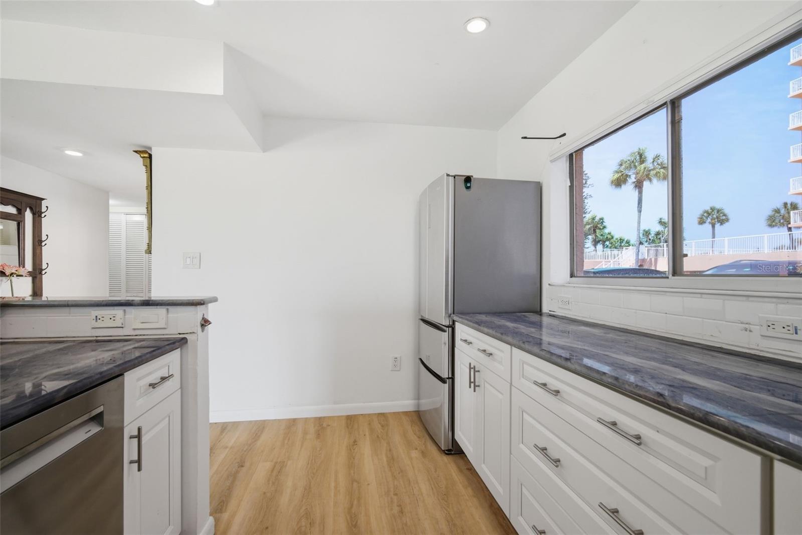 SOUTH BAY CONDO - Residential