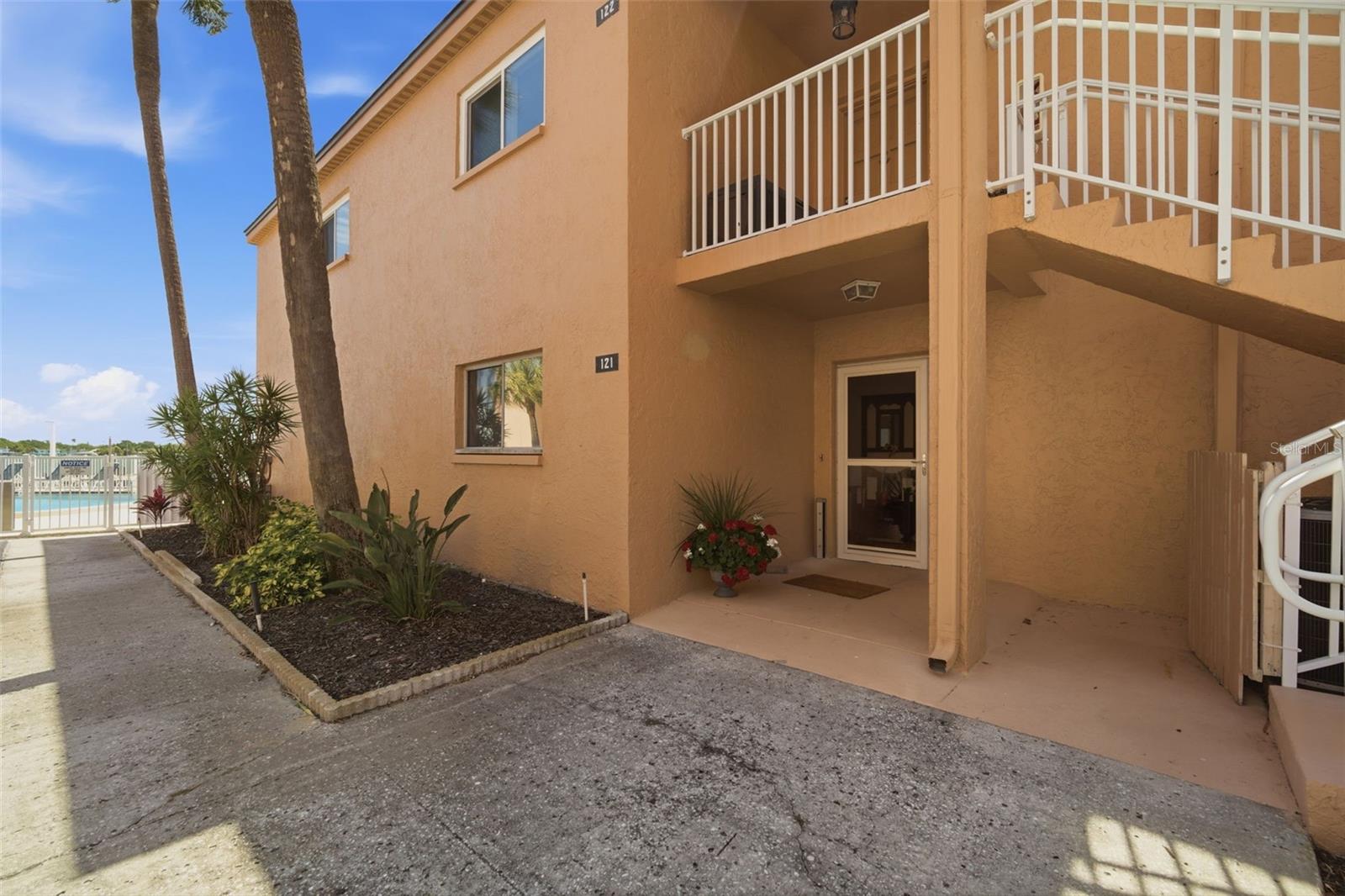 SOUTH BAY CONDO - Residential