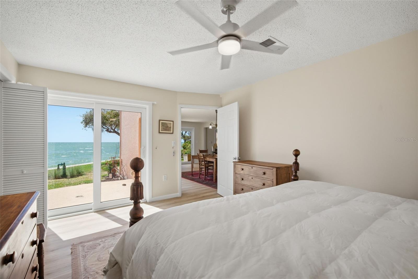 SOUTH BAY CONDO - Residential