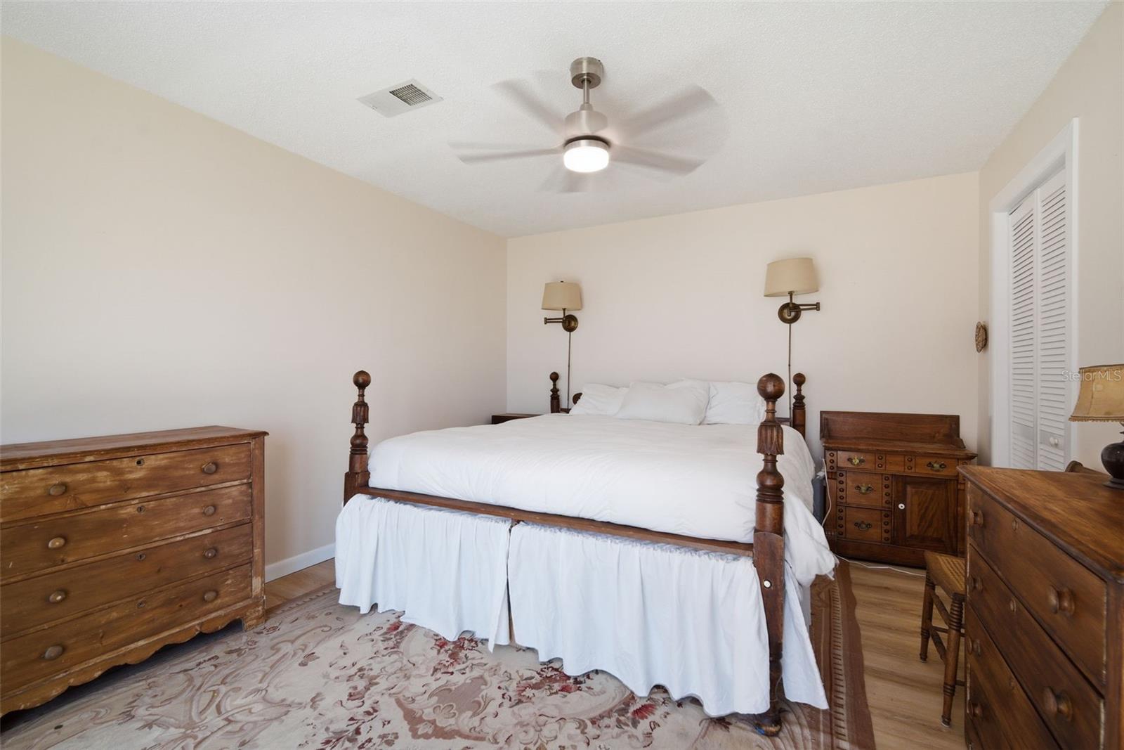 SOUTH BAY CONDO - Residential