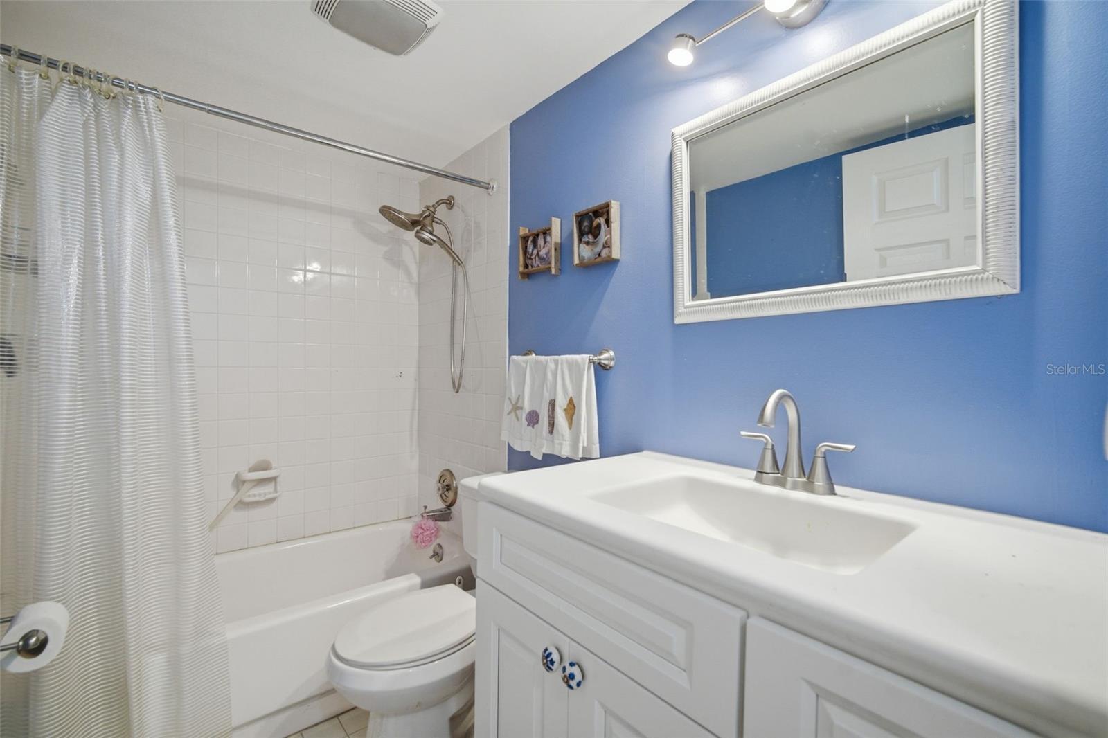 SOUTH BAY CONDO - Residential