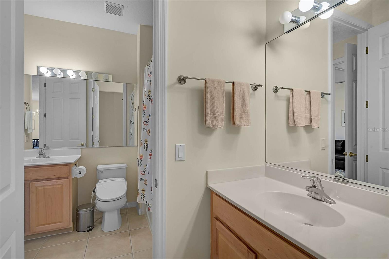 ARIELLE ON PALMER RANCH SEC 1 - Residential