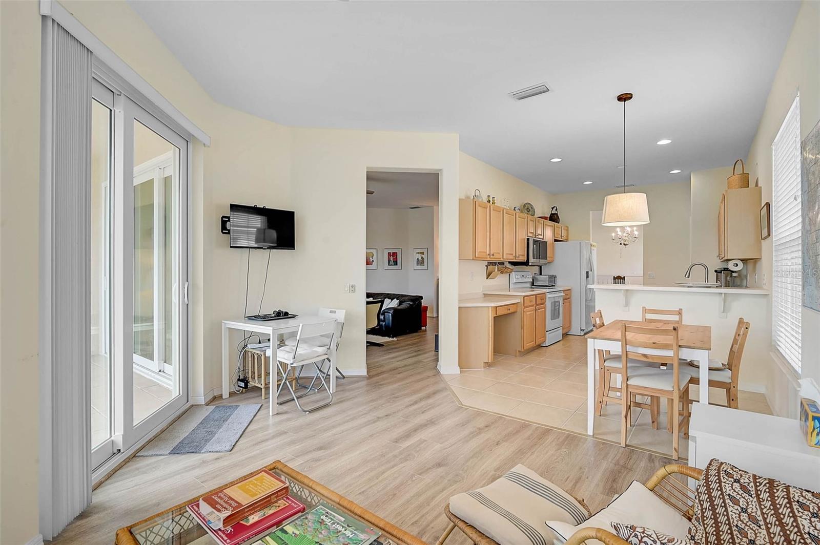 ARIELLE ON PALMER RANCH SEC 1 - Residential