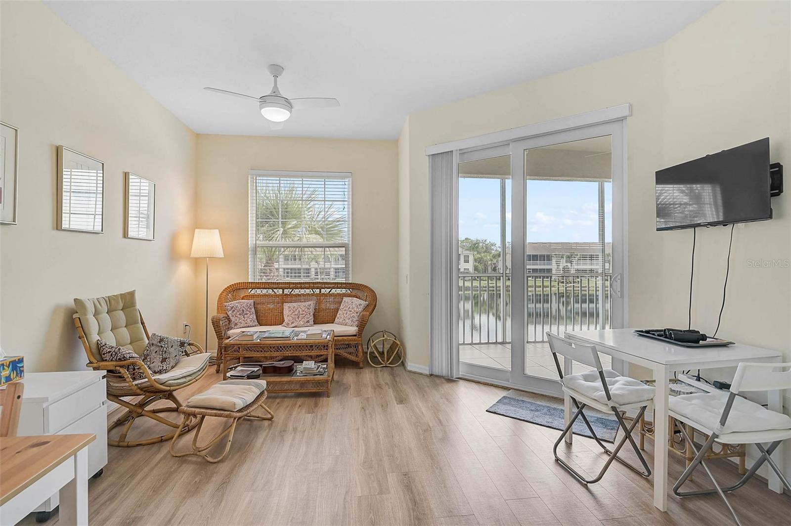 ARIELLE ON PALMER RANCH SEC 1 - Residential