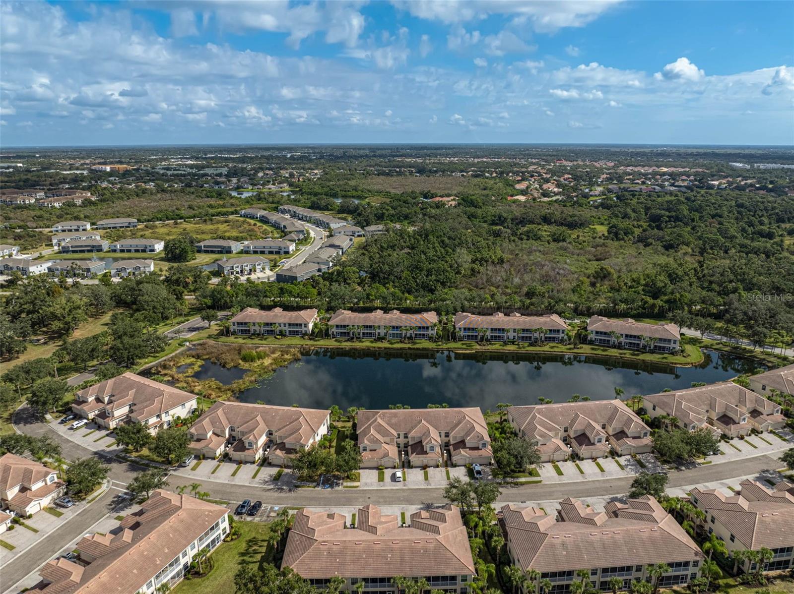 ARIELLE ON PALMER RANCH SEC 1 - Residential