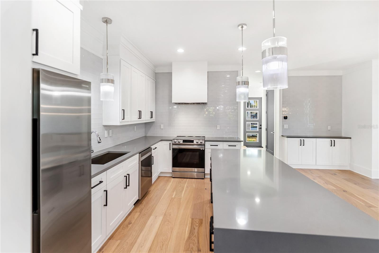 AVON HEIGHTS 2 - Residential