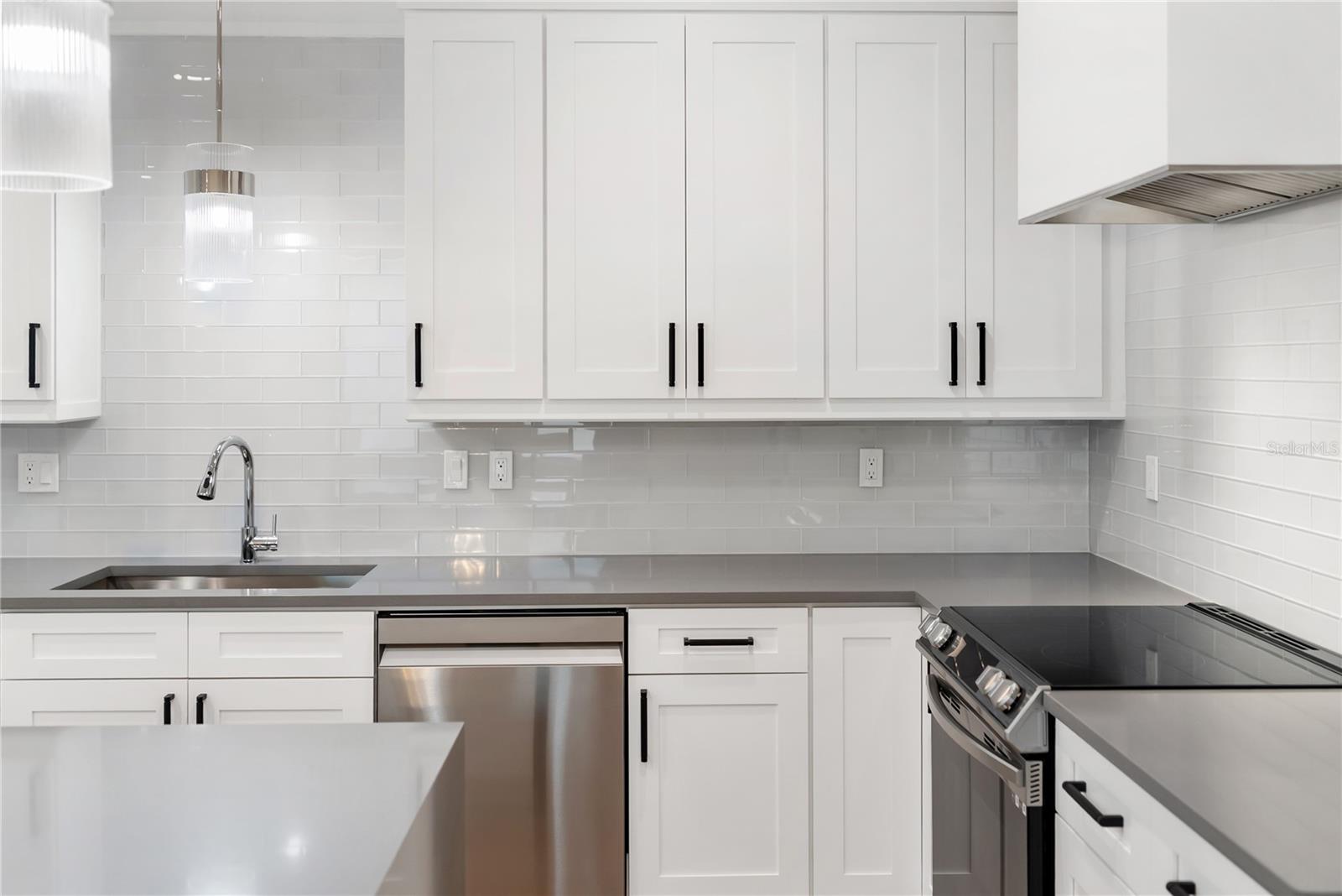 AVON HEIGHTS 2 - Residential