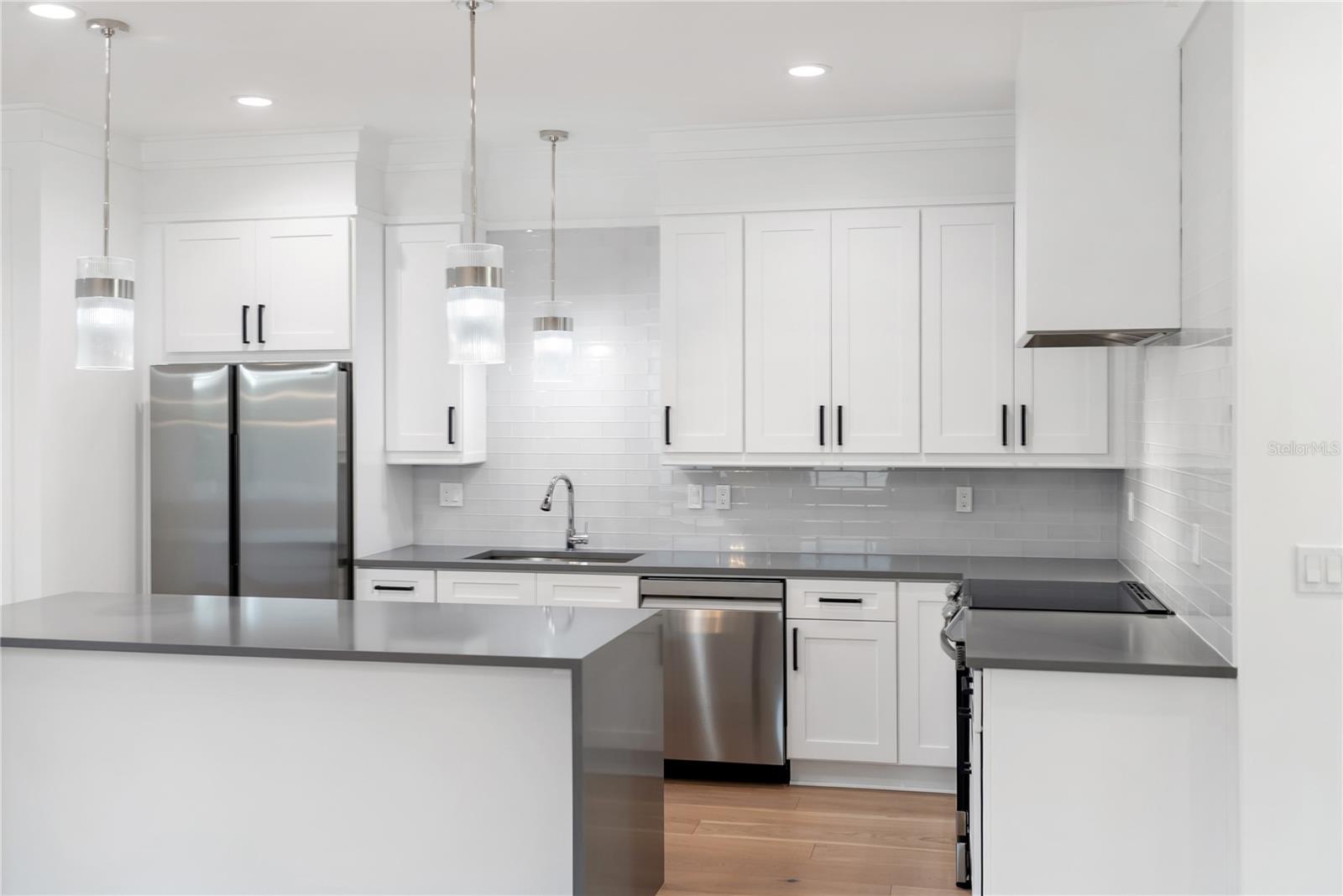 AVON HEIGHTS 2 - Residential