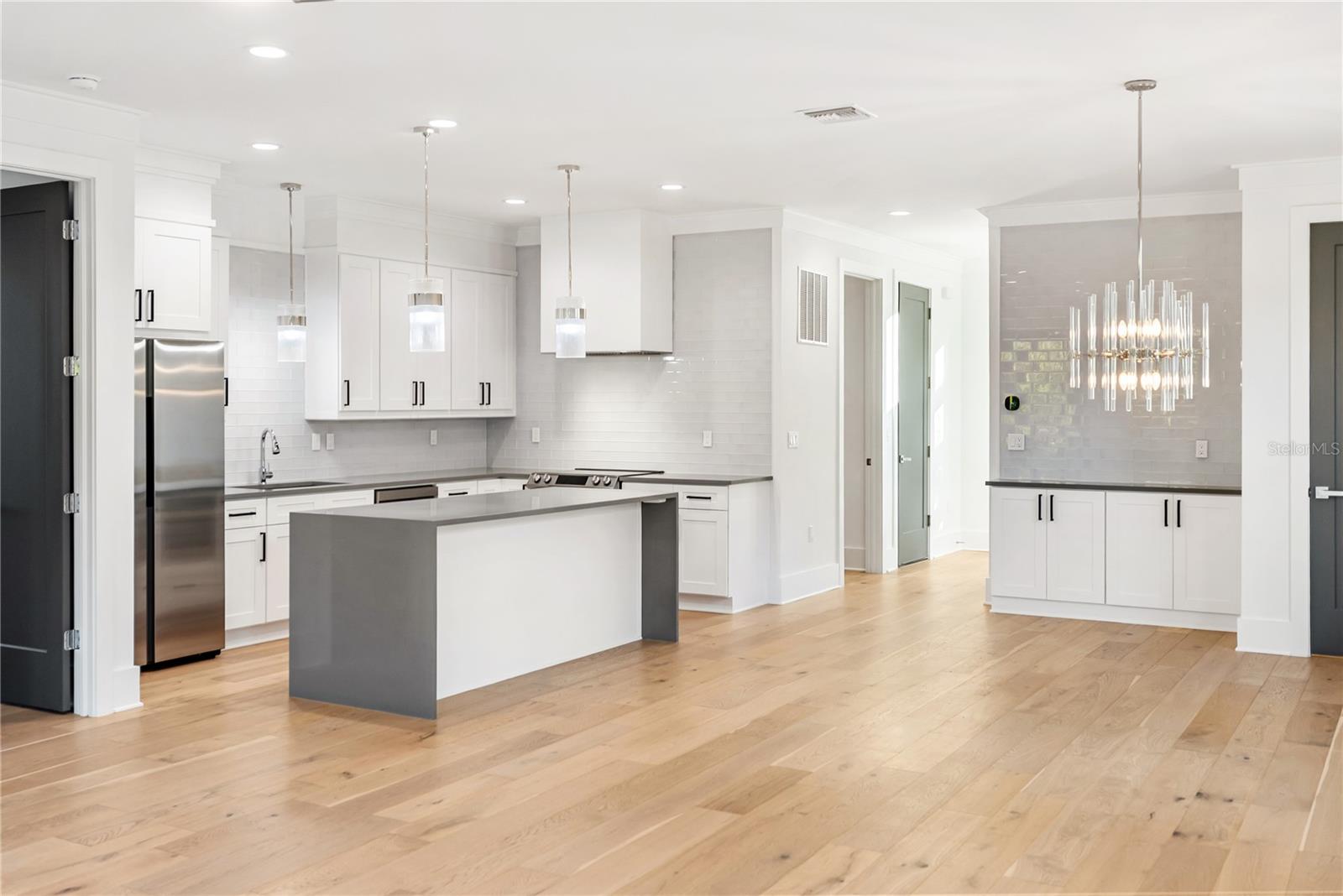 AVON HEIGHTS 2 - Residential