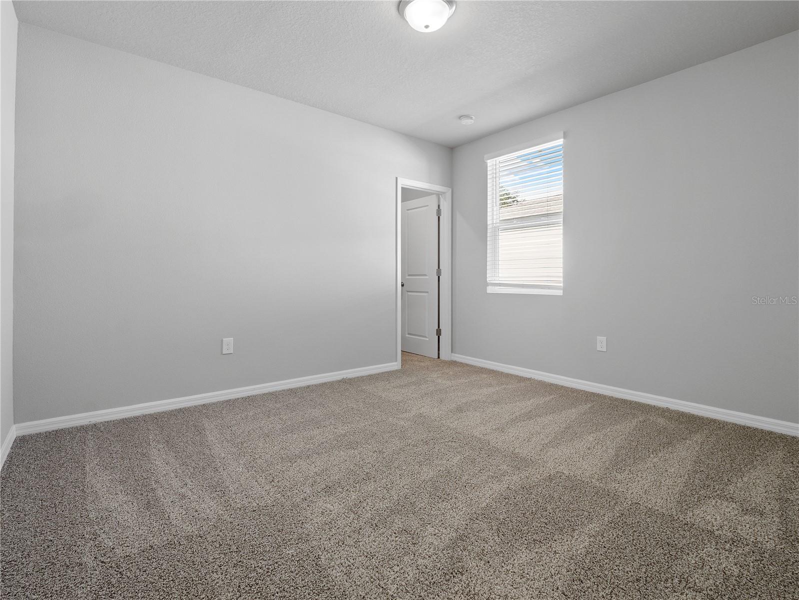 RESERVE/VAN OAKS PH 1 - Residential Lease