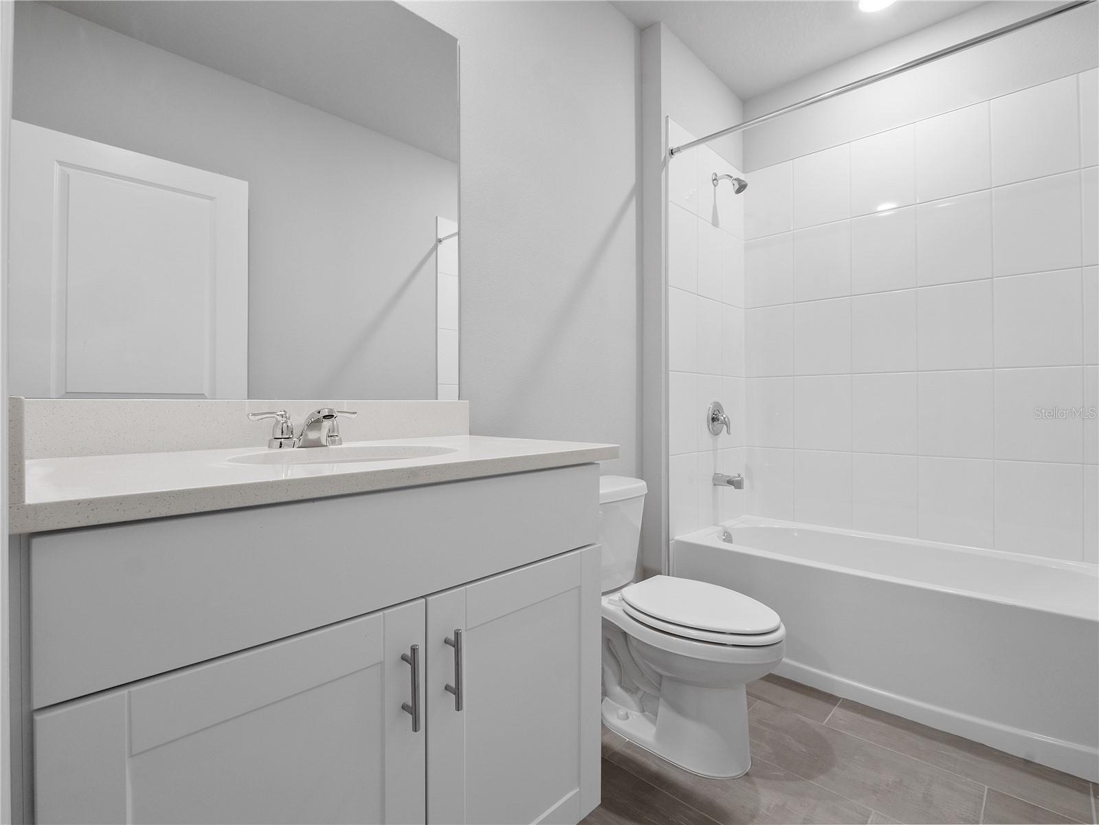 RESERVE/VAN OAKS PH 1 - Residential Lease