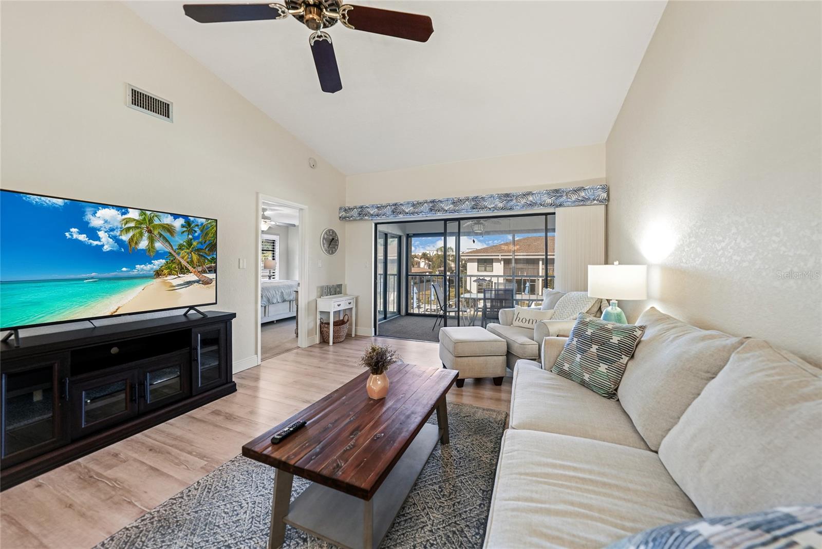 BRIDGE POINT PH 04 - Residential