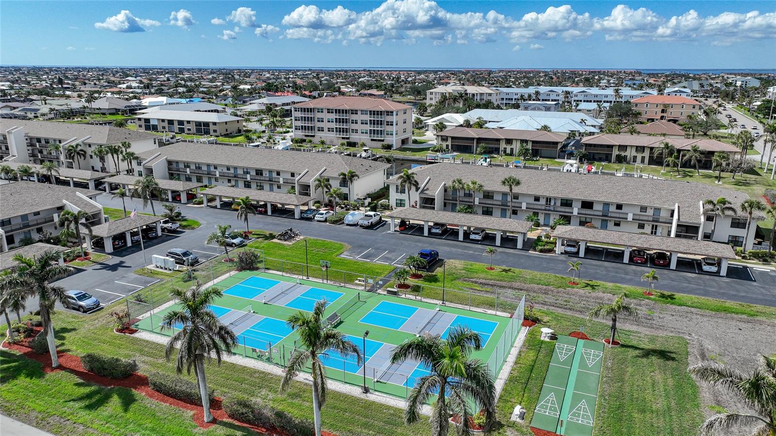 BRIDGE POINT PH 04 - Residential