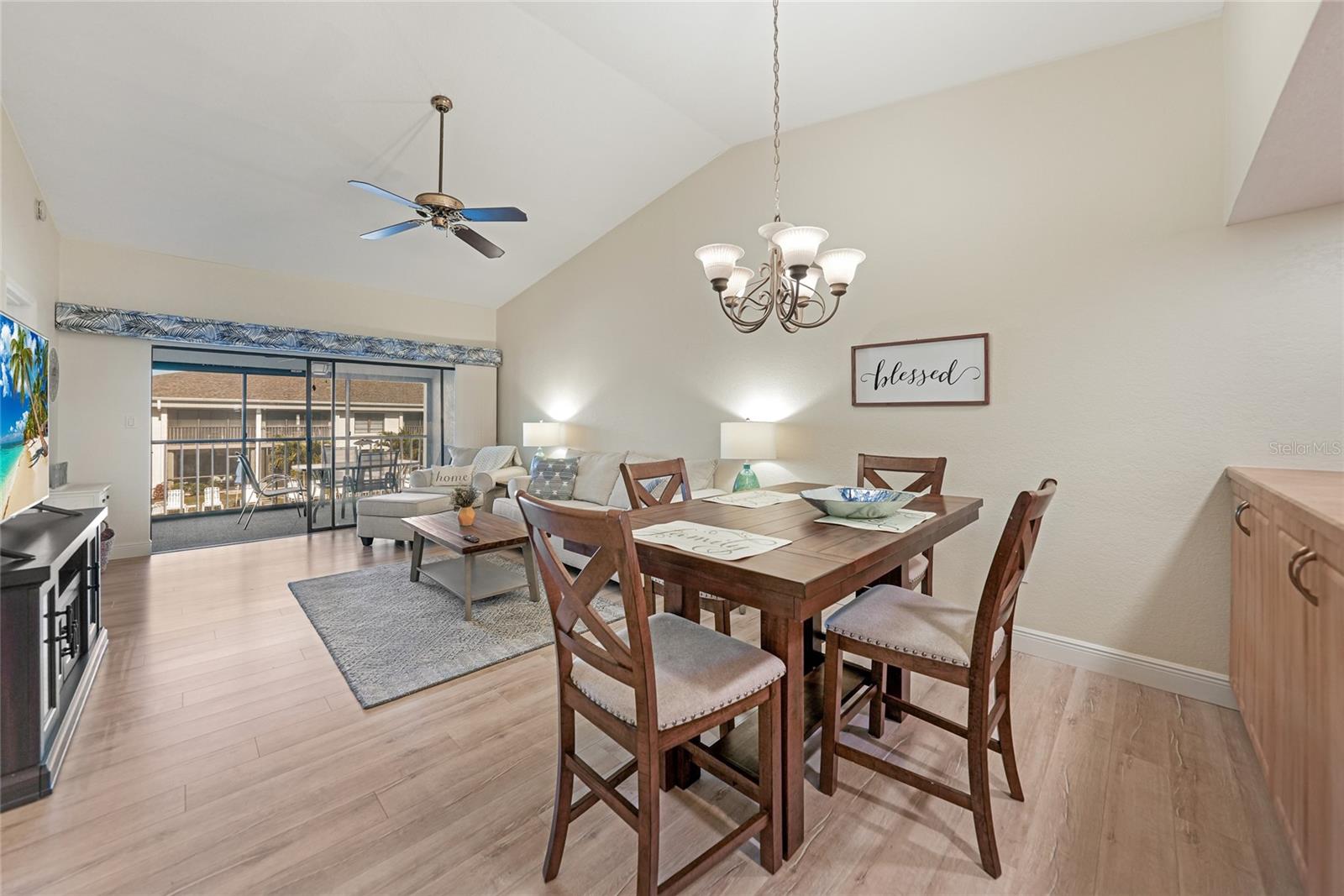 BRIDGE POINT PH 04 - Residential