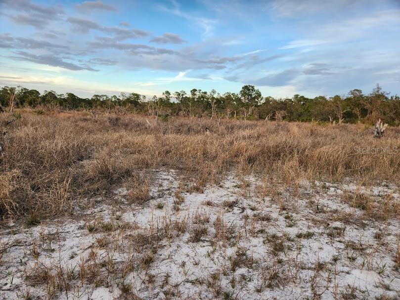 OAKRIDGE ESTATES - Land