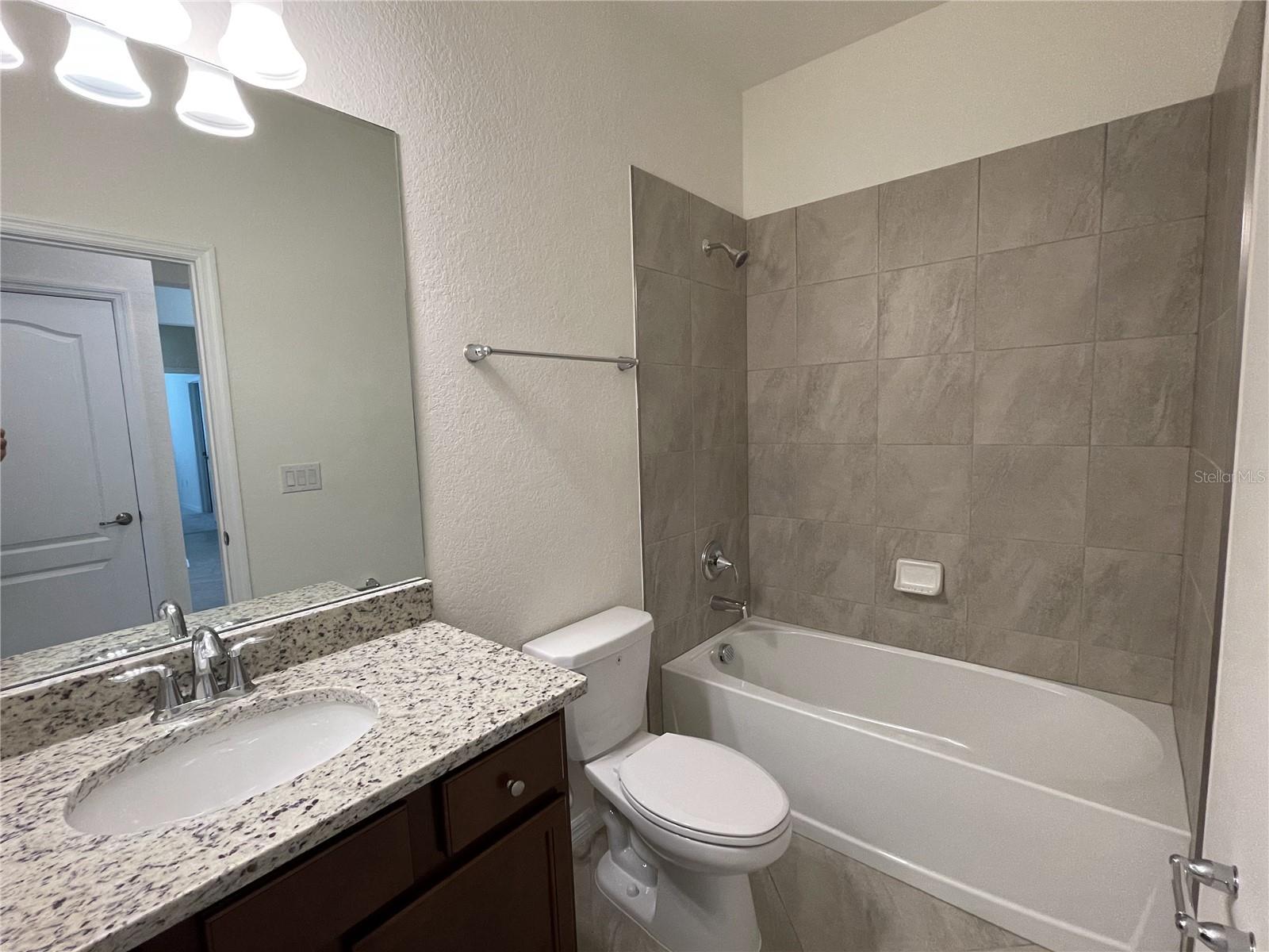 ROSEDALE ADD PH I - Residential Lease