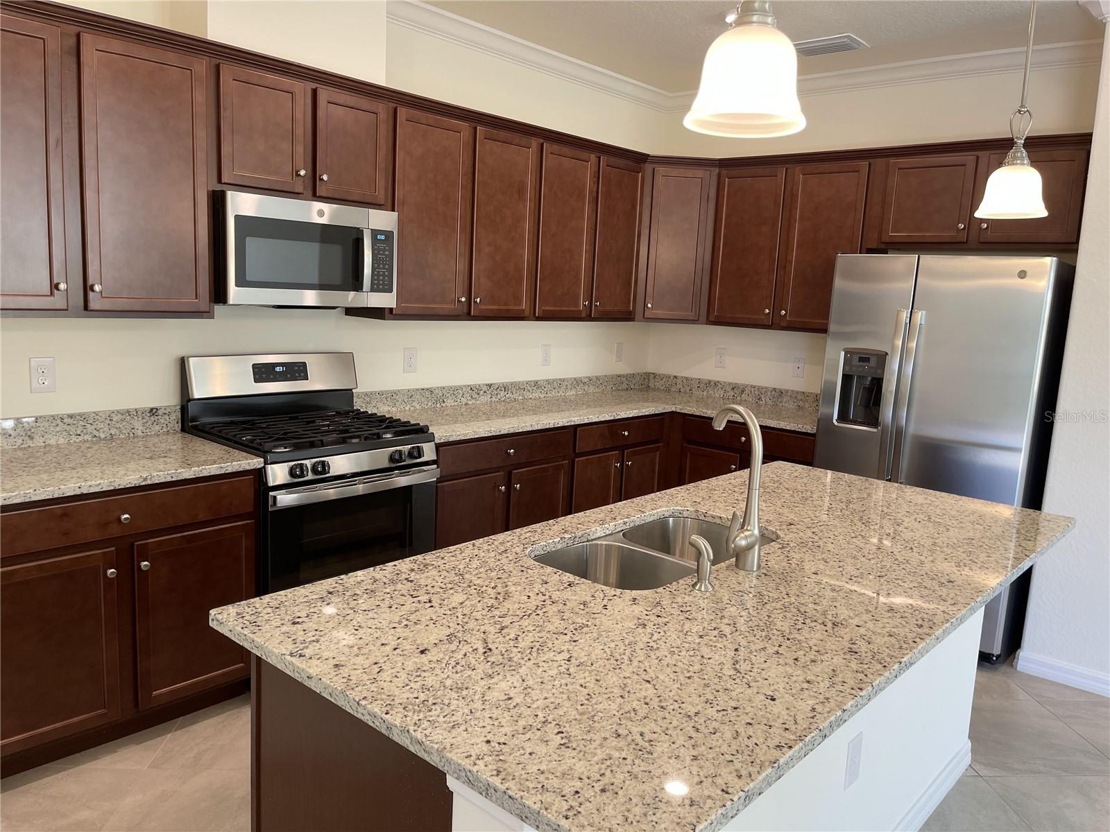 ROSEDALE ADD PH I - Residential Lease