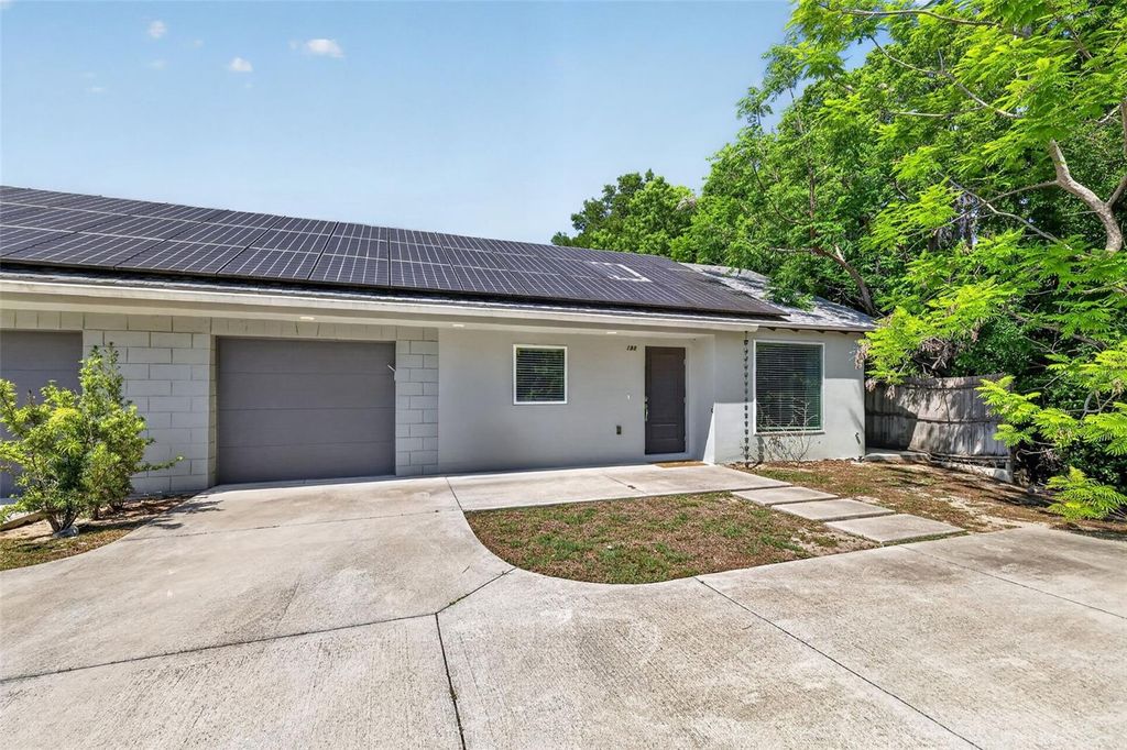 Photo of 196 Parrotte Court, Mount Dora, FL 32757 (MLS # G5111258)