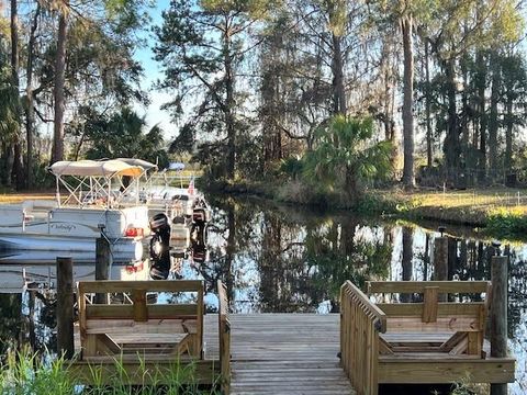 A home in DUNNELLON