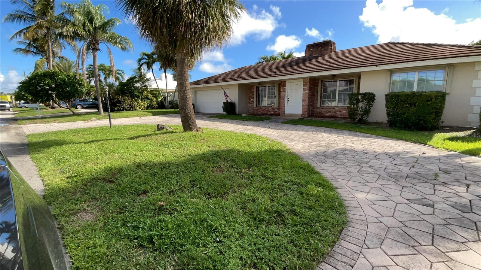 Casas a venda 4 - Jen Dantas 4430 NE 25TH AVENUE