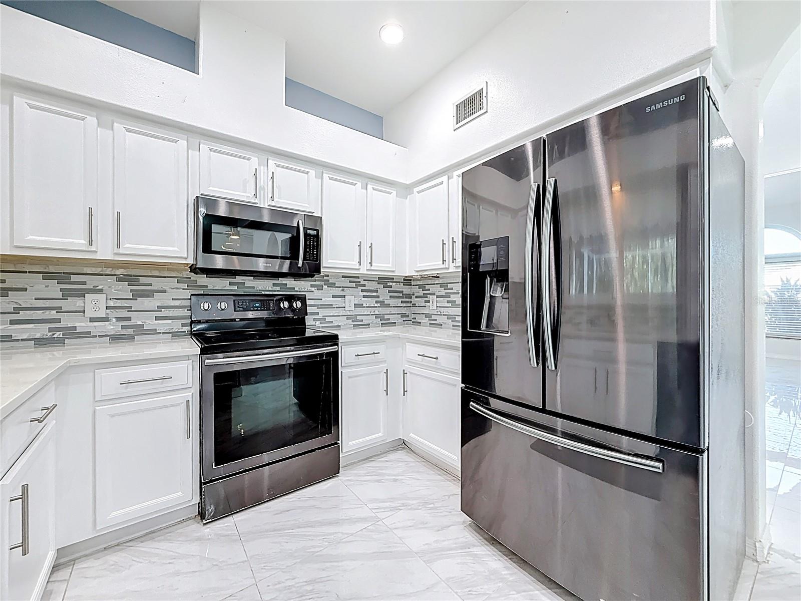 BAY ARBOR - Residential