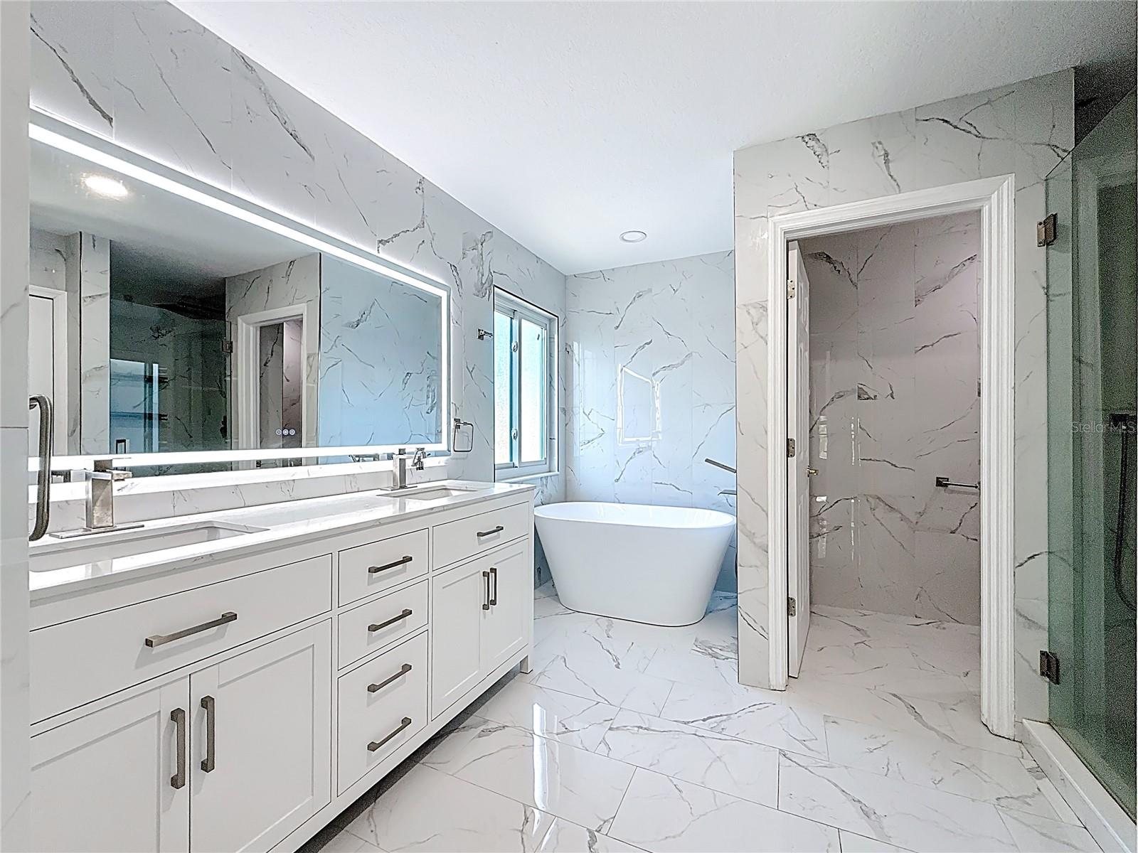 BAY ARBOR - Residential