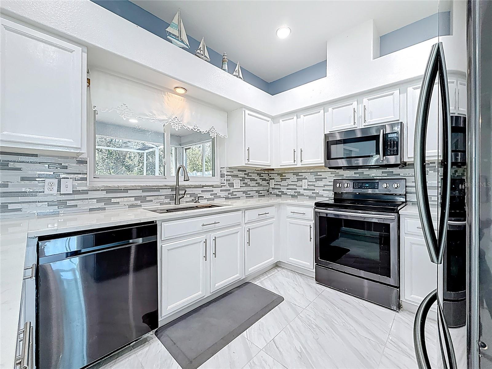 BAY ARBOR - Residential