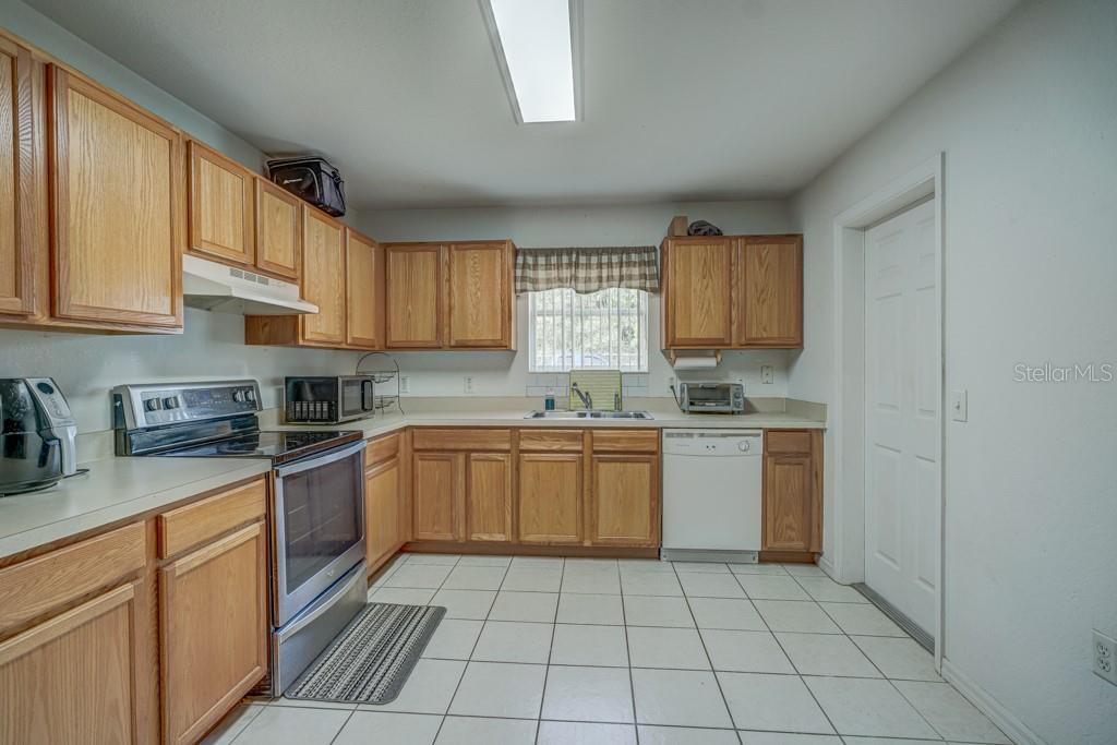 CARLTON VILLAGE - Residential