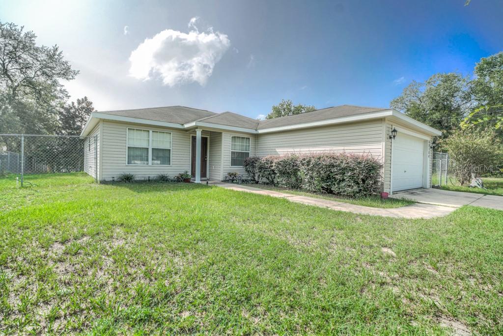 CARLTON VILLAGE - Residential