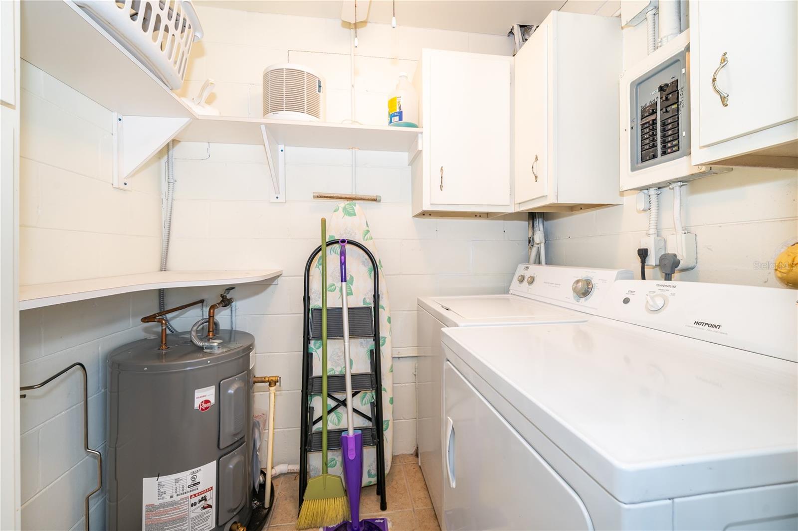 BEVERLY VILLAS CONDO 01 ADD 01-07 - Residential