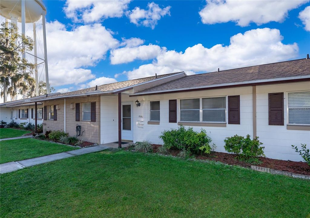 Photo of 710 E Minnesota Avenue #B, Deland, FL 32724 (MLS # V4946446)