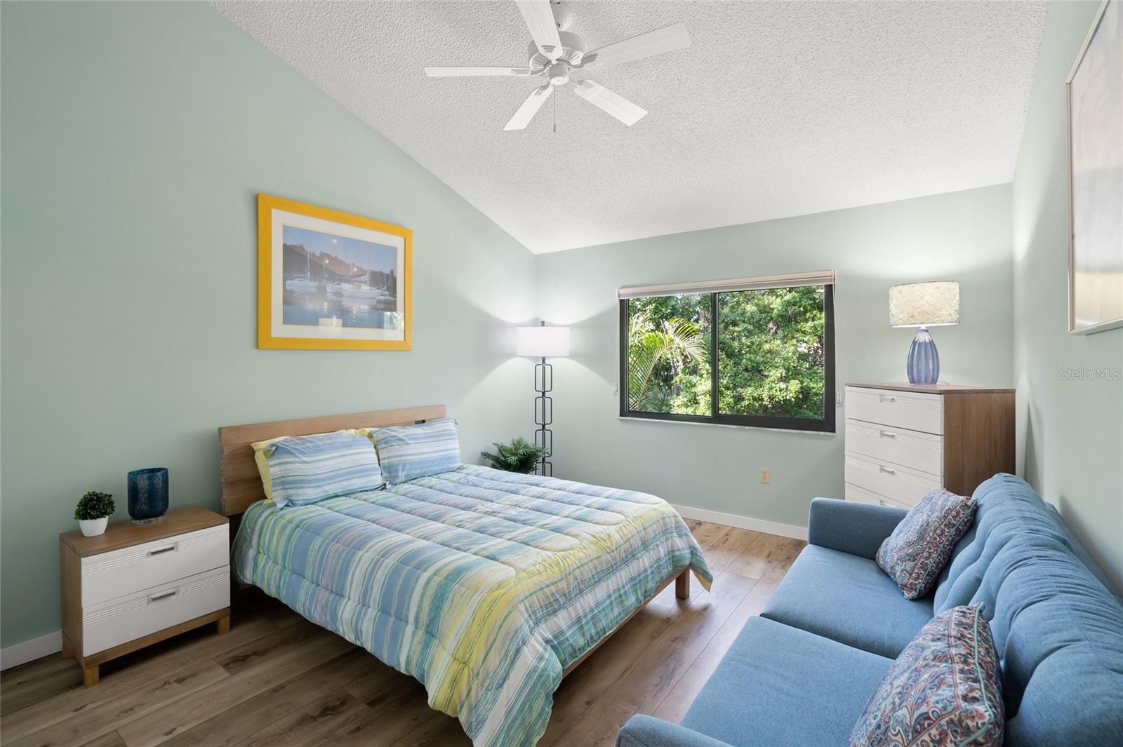 THE MEADOWS/CHANDLERS FORDE - Residential