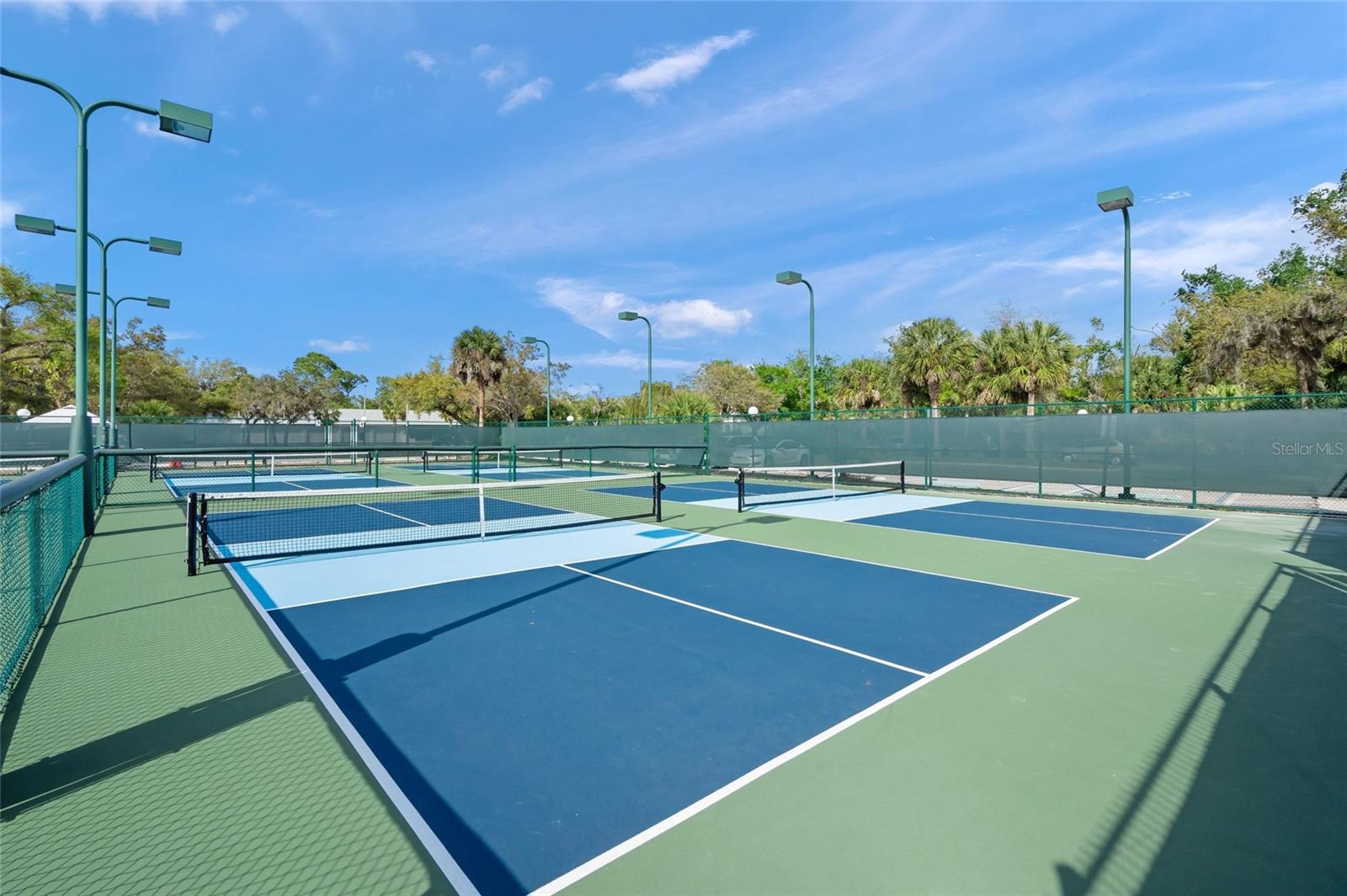 THE MEADOWS/CHANDLERS FORDE - Residential